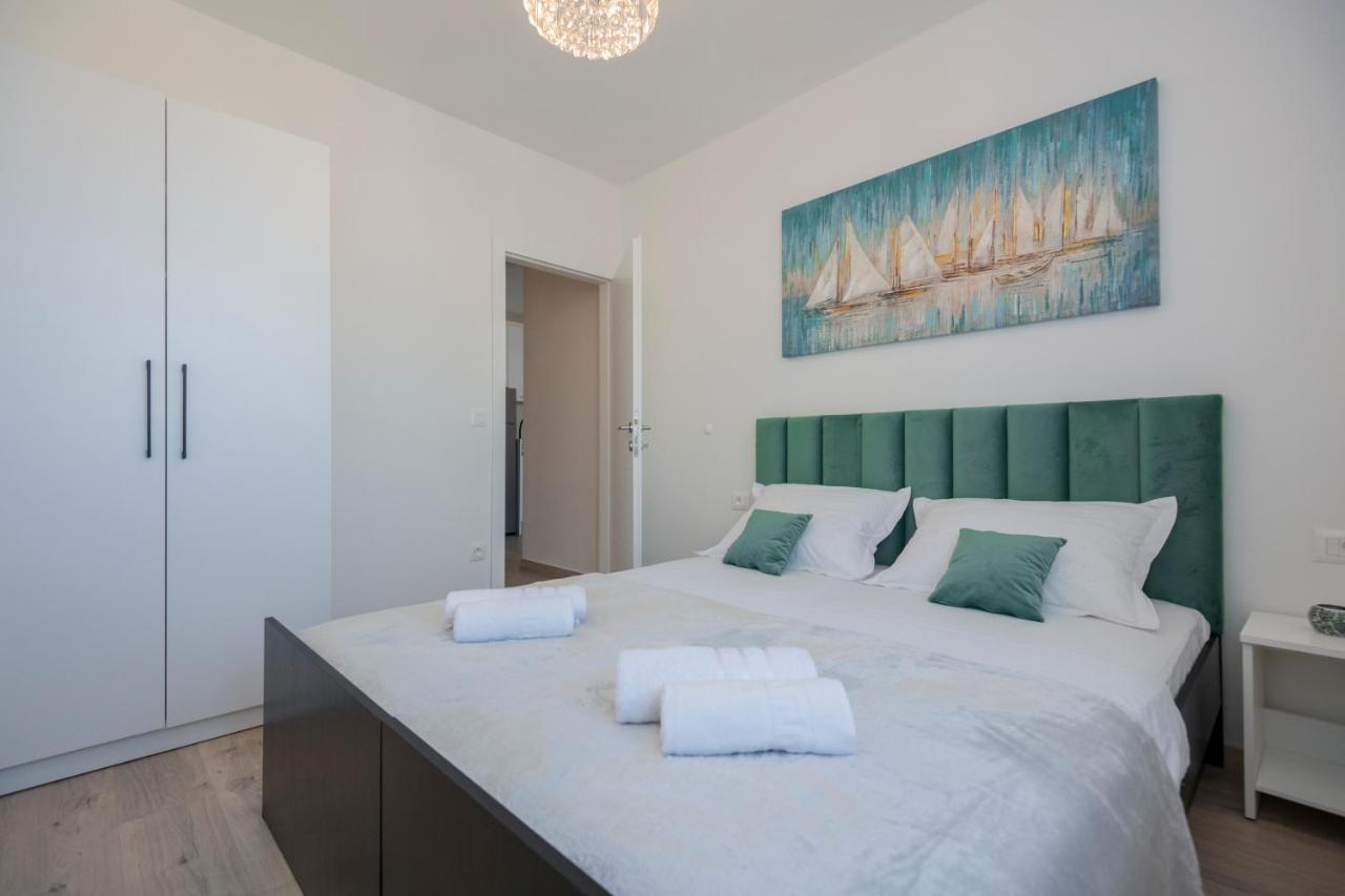 Luxury Apartment Makarska 2Min From Beach Eksteriør bilde