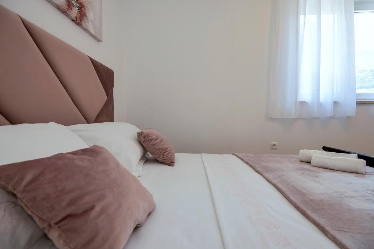 Luxury Apartment Makarska 2Min From Beach Eksteriør bilde