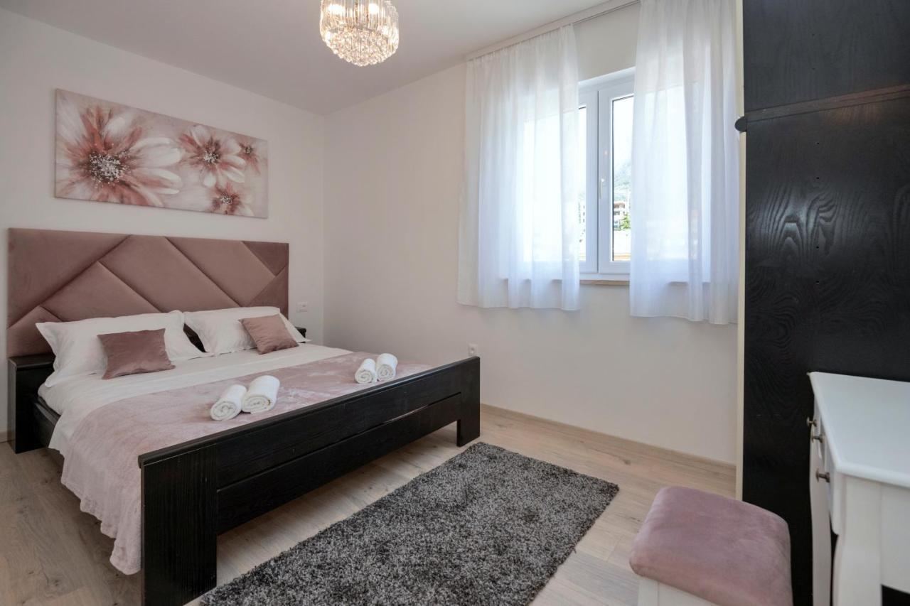 Luxury Apartment Makarska 2Min From Beach Eksteriør bilde