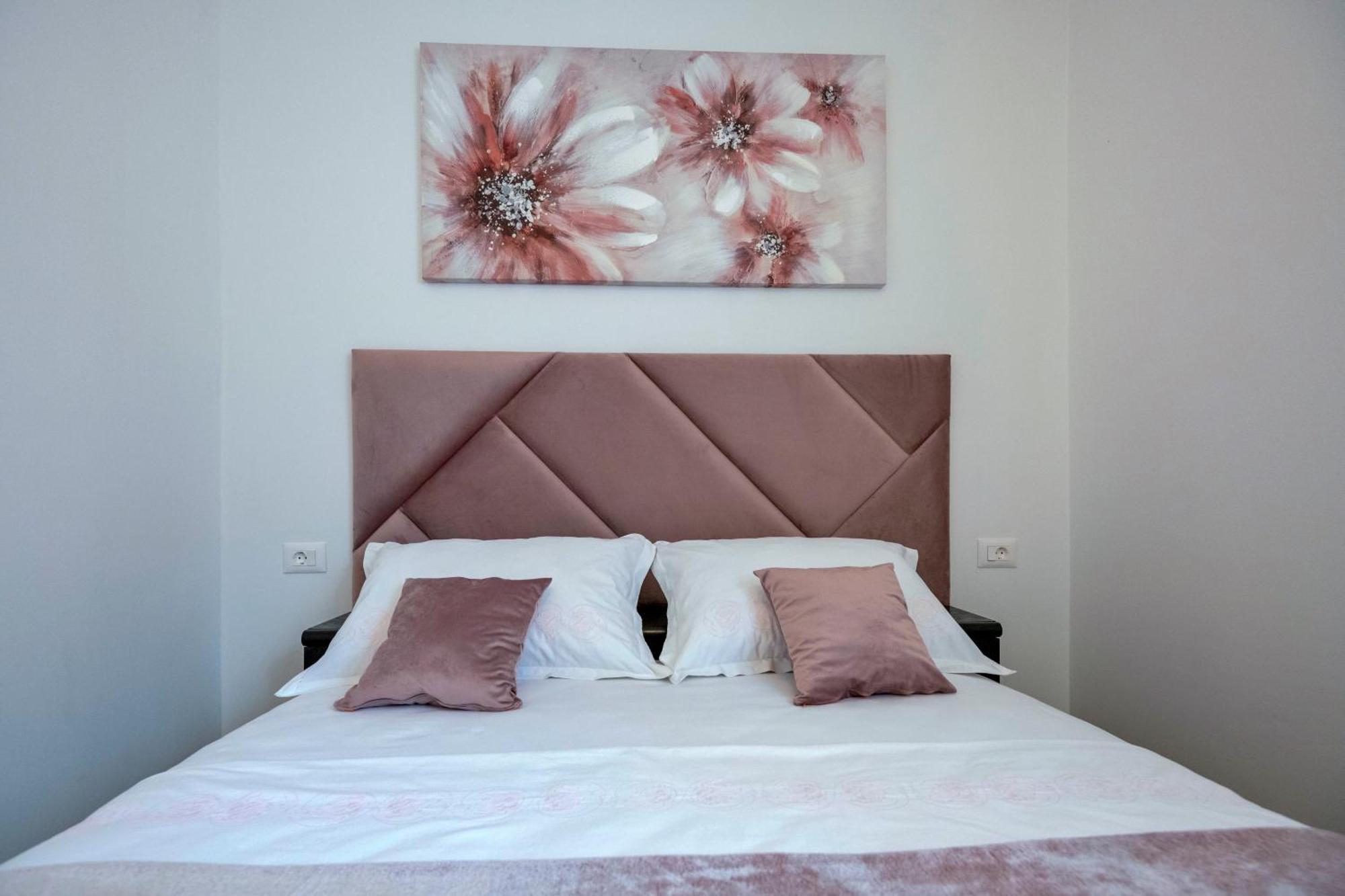 Luxury Apartment Makarska 2Min From Beach Eksteriør bilde