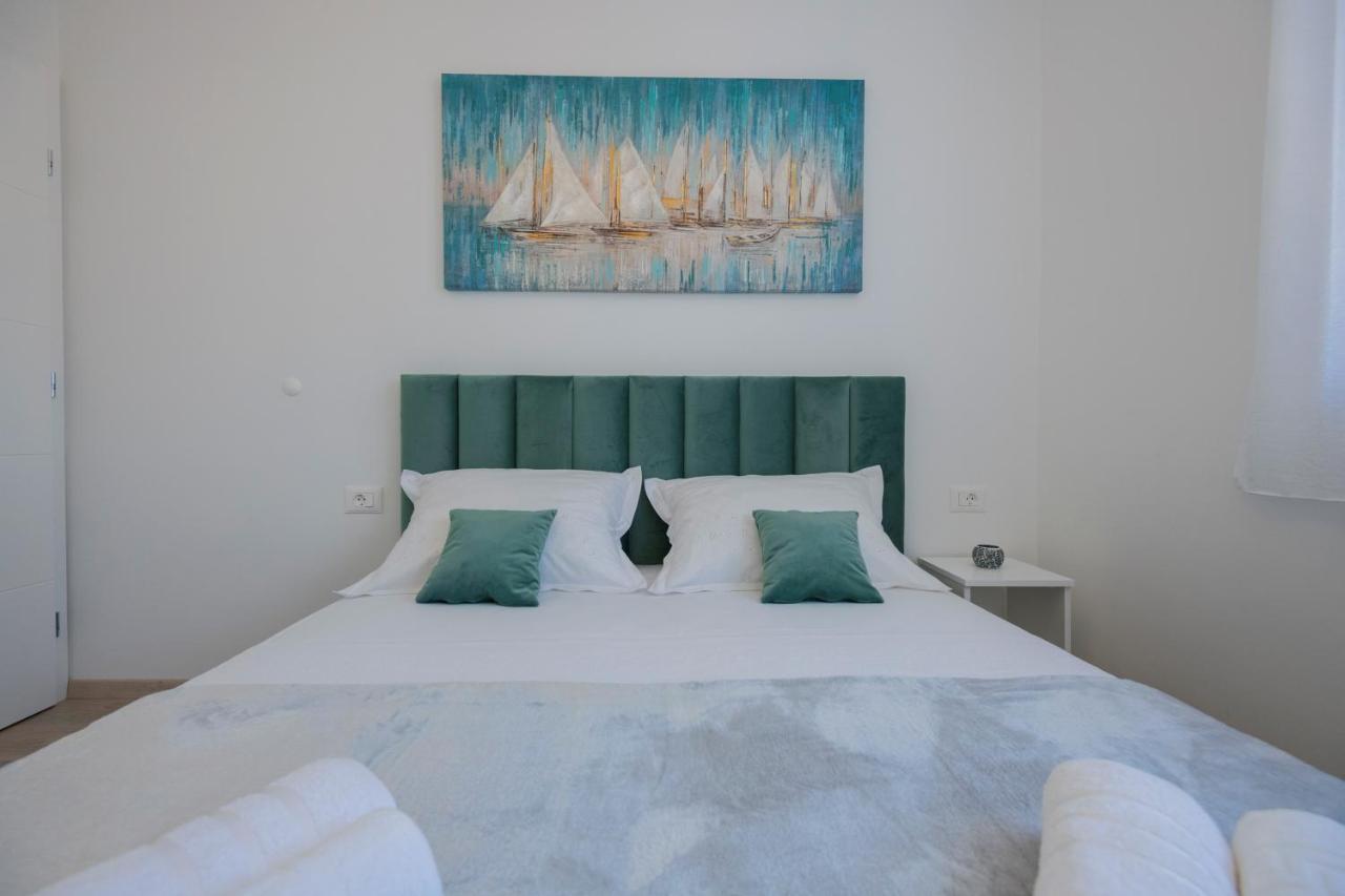 Luxury Apartment Makarska 2Min From Beach Eksteriør bilde