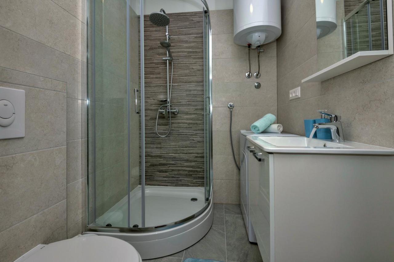 Luxury Apartment Makarska 2Min From Beach Eksteriør bilde